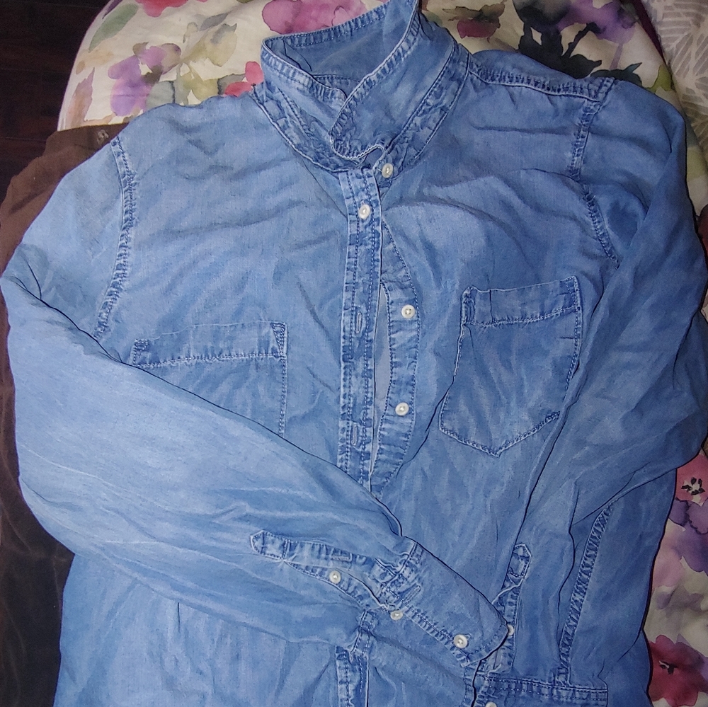Button front long sleeve denim shirt